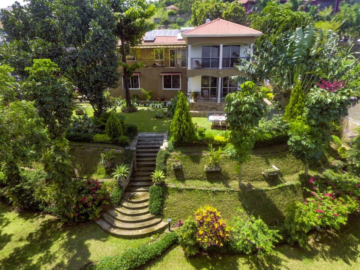 Ewange - A Casa Mia Kampala Exterior foto